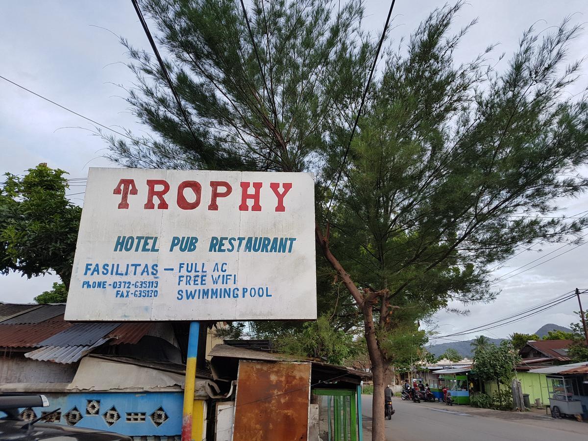 Trophy Hotel Sumbawa Besar Exteriér fotografie